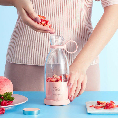 BlendEasy – Compact On-The-Go Juicer for Daily Freshness